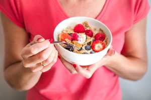 Alimentos a disminuir su ingesta con el estómago vacío
